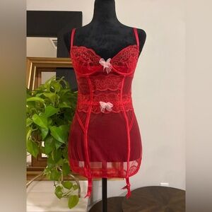 Victoria's Secret Lace Merrywidow Very Sexy Red Sheer Chemise